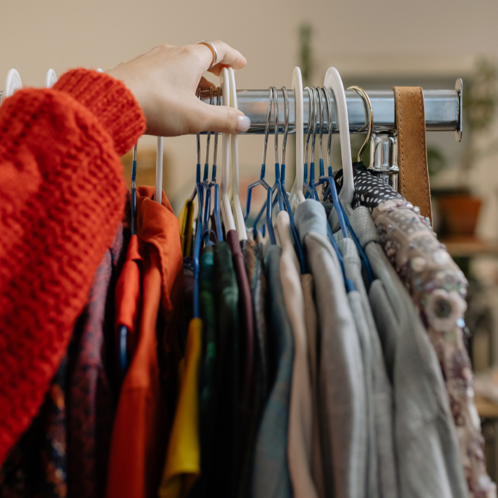 Clothes Rail1