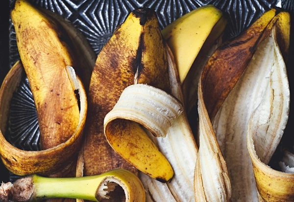 Banana skin food waste edit